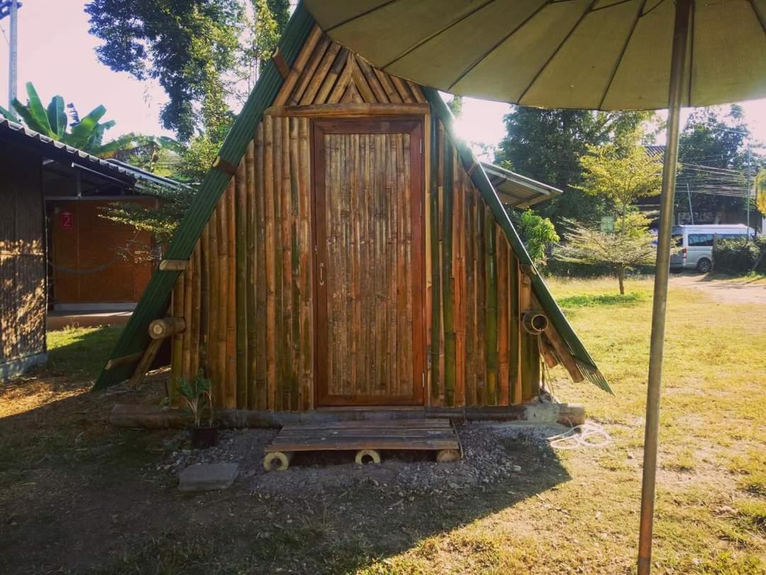 Sleepy Hut Pai Hotel Exterior photo